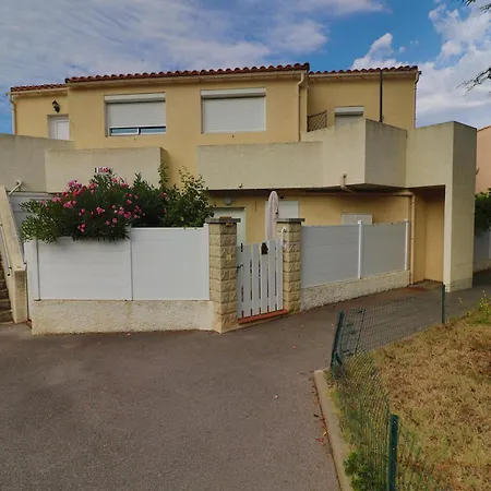 Appartamento Bel appartement T2 cabine en rez-de-jardin avec parking privé à Sète - FR-1-472-197