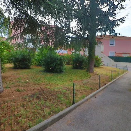 Bel T2 En Rez-de-jardin Avec Parking Prive A - Fr-1-472-197 Apartman Sète