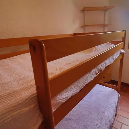 Apartman Bel T2 En Rez-de-jardin Avec Parking Prive A - Fr-1-472-197 *