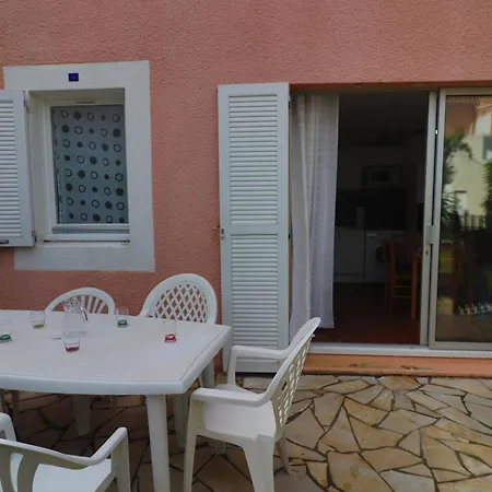 Apartmán T2 Avec Parking Prive Et Jardin A - Fr-1-472-197 Sète