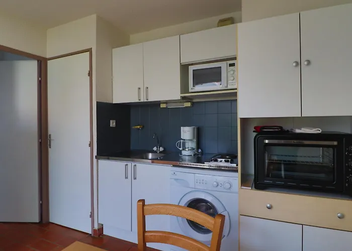 Bel appartement T2 cabine en rez-de-jardin avec parking privé à Sète - FR-1-472-197 Appartamento Sète
